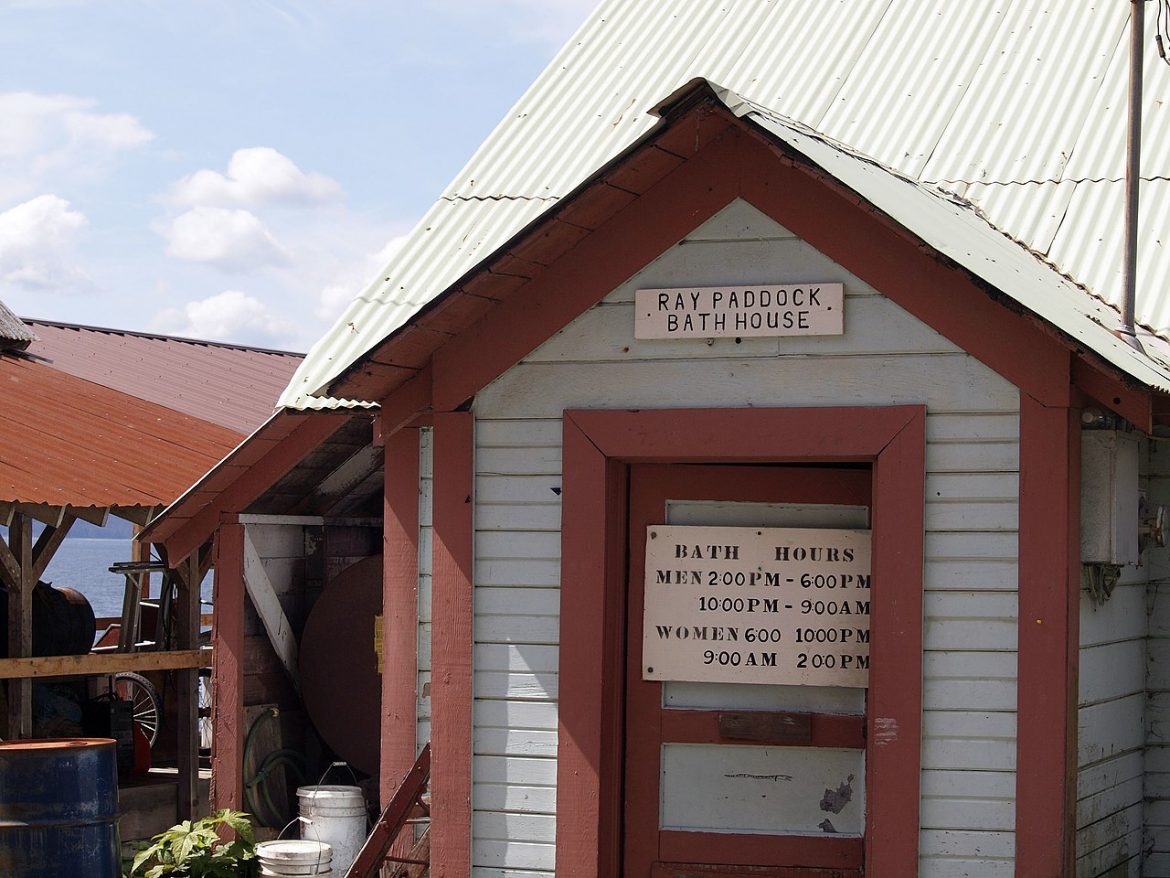 small bathhouse around hot spring in Tenakee Springs